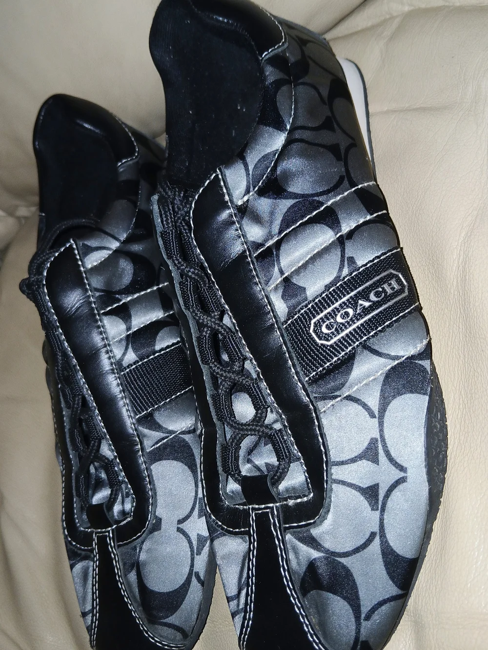 COACH Women’s Black Signature Slip-On Sneakers Size 9